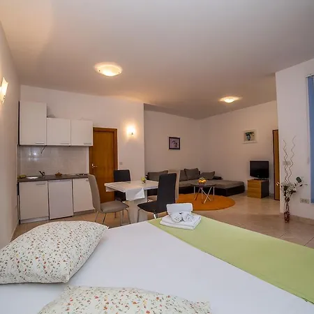 Apartman Obala アパート